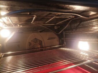 Vestavná trouba BEKO BIMM 25400XMS - 2