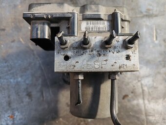 ABS Pumpa Audi Q5 (8R) 8R0907379H - 2