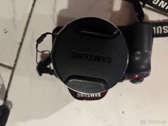 Samsung digitalni zrcadlovka - 2