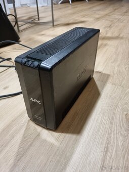Prodam záložní zdroj UPS 550 PRO - 2