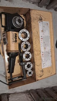 Elektrický závitořez Rems - 2