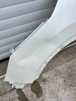 Levý blatník Nissan Qashqai J11 - 2