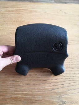 Středový panel volantu Škoda Felicia - 2