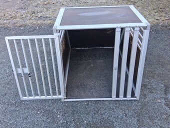 Klec pro psa do auta kvalitni materiál - 2