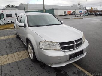Dodge Avenger 2.0 CRD SXT, 103 kW, Klima - 2