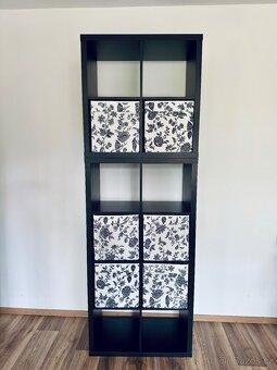 Moderní set policových dílů s úložnými boxy - 2