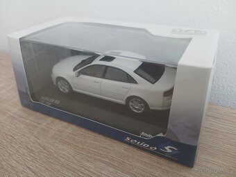 Model Audi S8 D3 1:43 Bílá Solido - 2