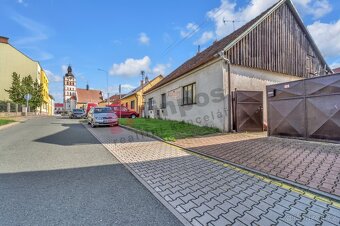Rodinný dům 5+2 v Chlumci n.C. - 2