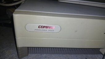 Historická počítačová sestava (tzv. retro PC) Compaq ProLin - 2