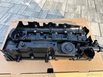 BMW víko ventilů - motor N47 - 2