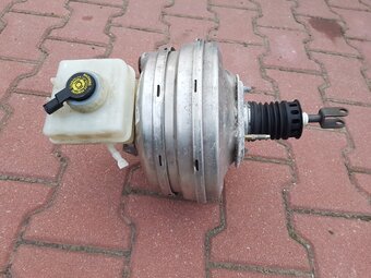 BMW Vývěva , brzdový válec , posilovač brzd - 2