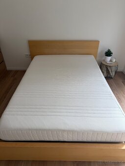 Postel MALM s roštem a matrací - 2