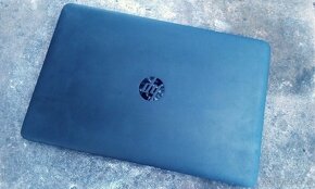 HP EliteBook 850 - 2