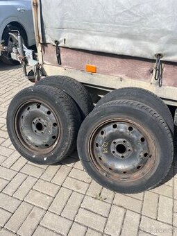 Kola 205/60 R16 originál poklice renault - 2
