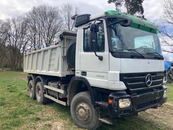 Marcedes Actros 6x6 traktor - 2