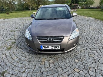 Kia cee’d 1.6 CVVT, 93 kW, r. v. 2009 - 2