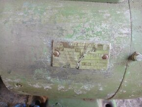 Elektromotor s řemenicí 1,5kW 1400 ot. - 2