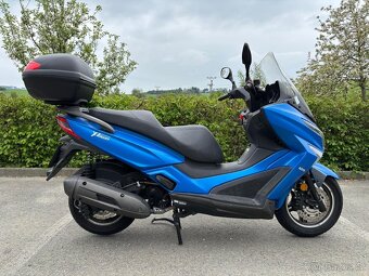 KYMCO X-TOWN 125i = MAXISKÚTR - 2