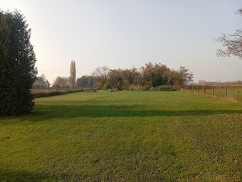 Stavební pozemek -Hradec Králové - 2