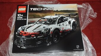 LEGO Technic 42096 Porsche 911 RSR (1580 dílku), nové - 2