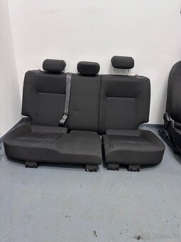 Opel Astra J sedačky interiér - 2