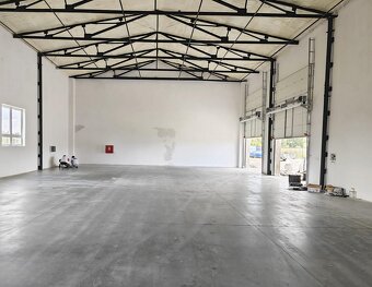 Pronájem skladového prostoru 446 m² Strakonice - 2