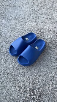 adidas Yeezy Slide Azure - 2