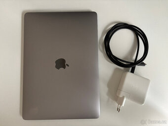 Apple Macbook Pro 13" 2018 Touchbar – i5/8GB/256GB + adapt. - 2