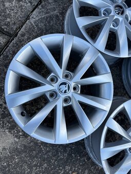 Alu kola Škoda Octavia 5x112 R16 – originální disky - 2