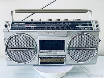 Radiomagnetofon Sharp GF 4343, rozhodně k 1984 - 2