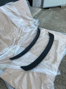 spojlery bmw 7 F01 F02 - 2