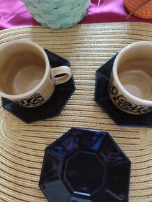 Hrnečky s podšálky - 2