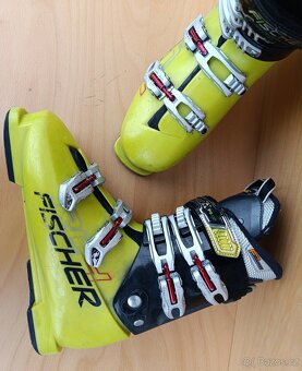 Lyžařské boty Fischer - velikost 39 - 2
