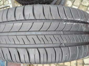 205/60/16 letní pneu MICHELIN a GOODYEAR 205/60 R16 - 2