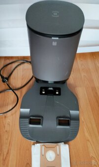 Robotický vysavač ECOVACS Deebot Ozmo T8 - 2