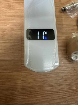 baterie s displayem - 2