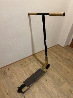 custom freestyle kolobezka - 2