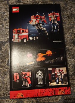 LEGO 10308 Optimus Prime transformer - 2
