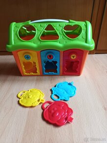 Playtive Dětská plastová hračka -domeček vkládačka - 2