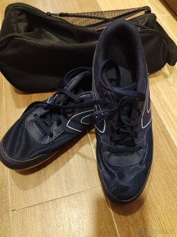 Atletické tretry DECATHLON vel 39 - 2