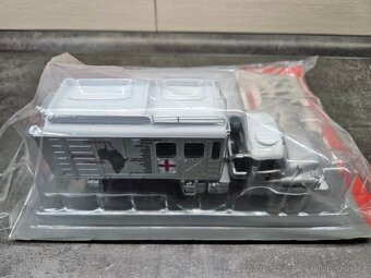 Tatra 138 6x6 VN LAMBARÉNÉ 1:43 Kultovní náklaďáky - 2