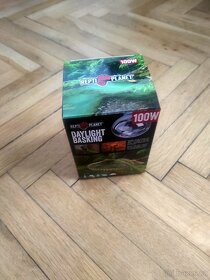 Výhřevná žárovka Repti planet - daylight basking 100W - 2