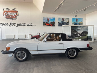 Mercedes-Benz 560 SL Veterán - 2