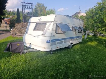 Hobby Excellent 460,stan, plně soběstačný ,cena k jednání - 2