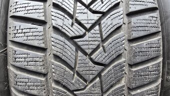 Zimní pneu 225/45/18 Dunlop - 2