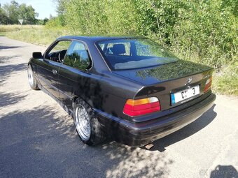 BMW E36 coupe - 2