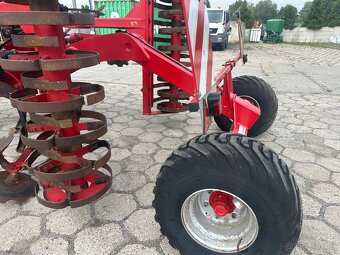 Horsch Terrano 5FX. Rok vyroby 2012 - 2