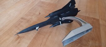 Kovový model letadla stíhačka Lockheed SR 71 - 2