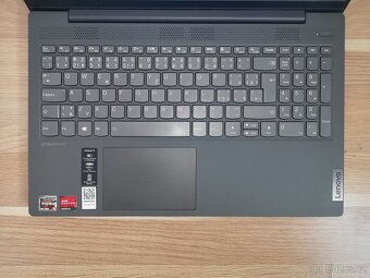 Šestijádrový notebook Lenovo IdeaPad 5 15ARE05 - 2