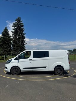 Ford Transit Custom 6 míst - 2